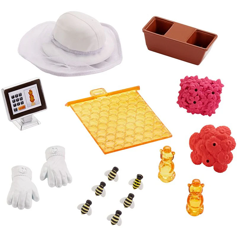 Barbie Careers Beekeeper Doll and Beehive Playset DHB63 - Image 2