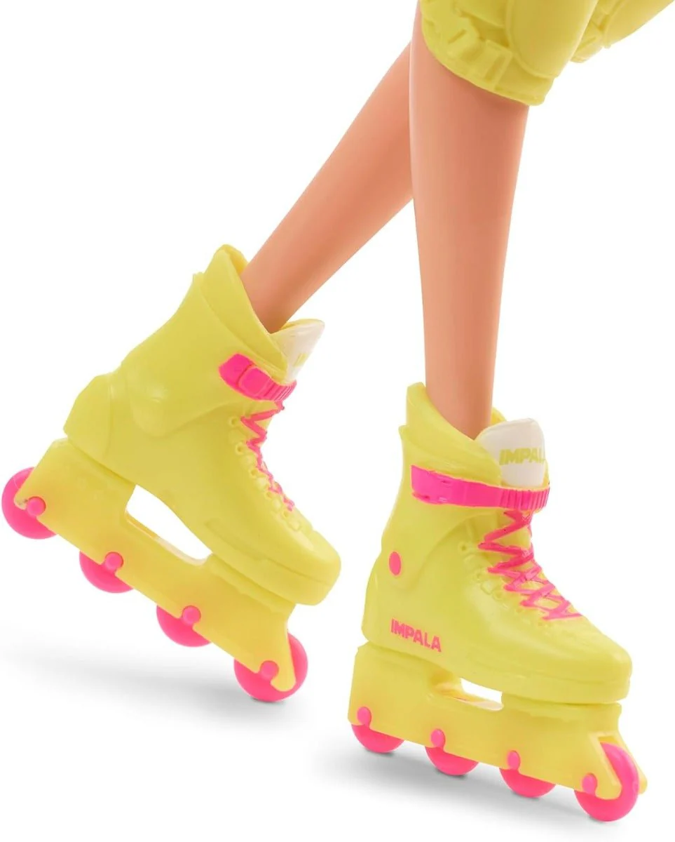 Barbie the Movie Barbie Inline Skating Outfit HRB04 - Image 7