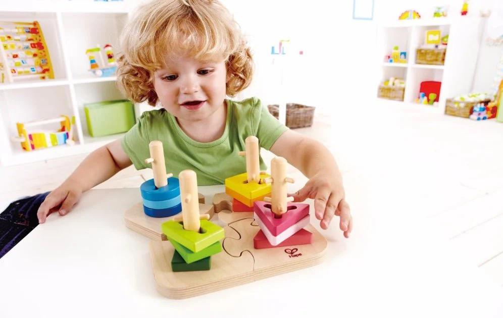 Hape Wooden Creative Peg Puzzle -16pcs - Image 5
