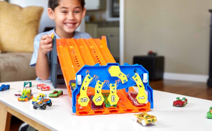 Hot Wheels Action Rollout Raceway Track Playset GYX11 - Image 6