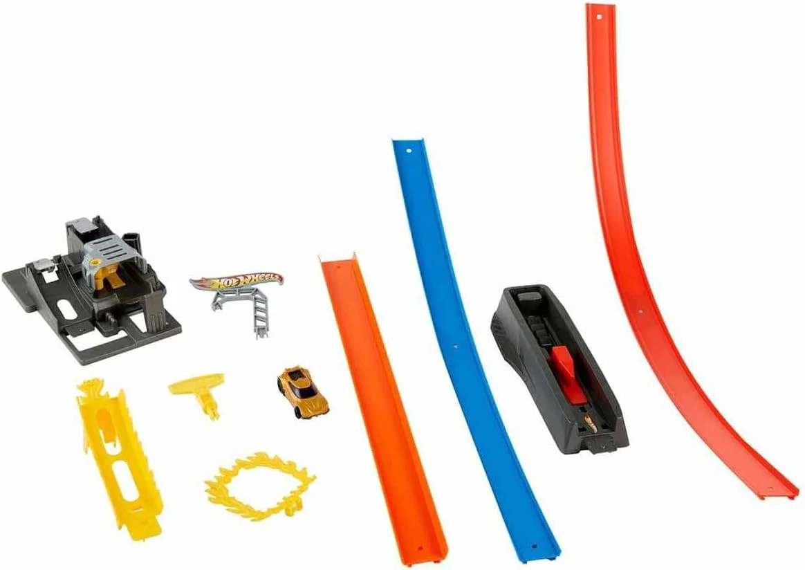 Hotwheels Action Energy Power Loops Track Set with Car - Image 2