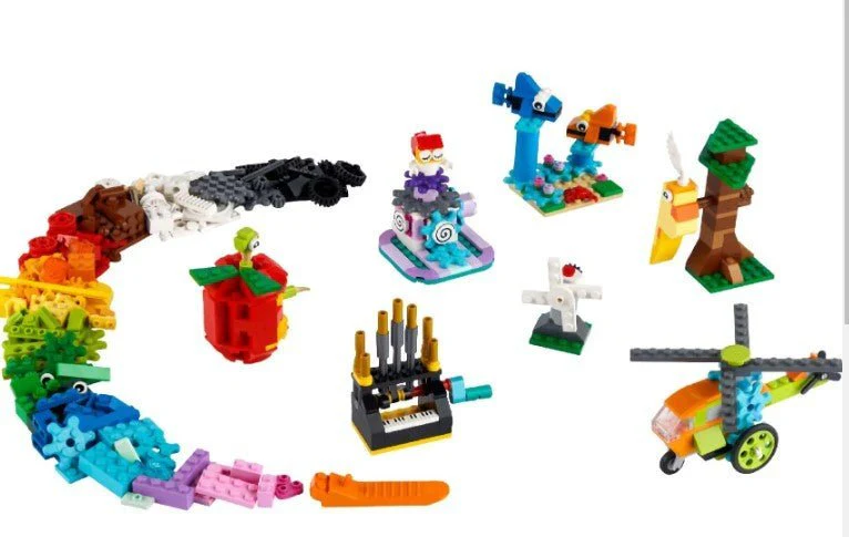 LEGO Classic Bricks and Functions Building Set 6371098/11019 - Image 2