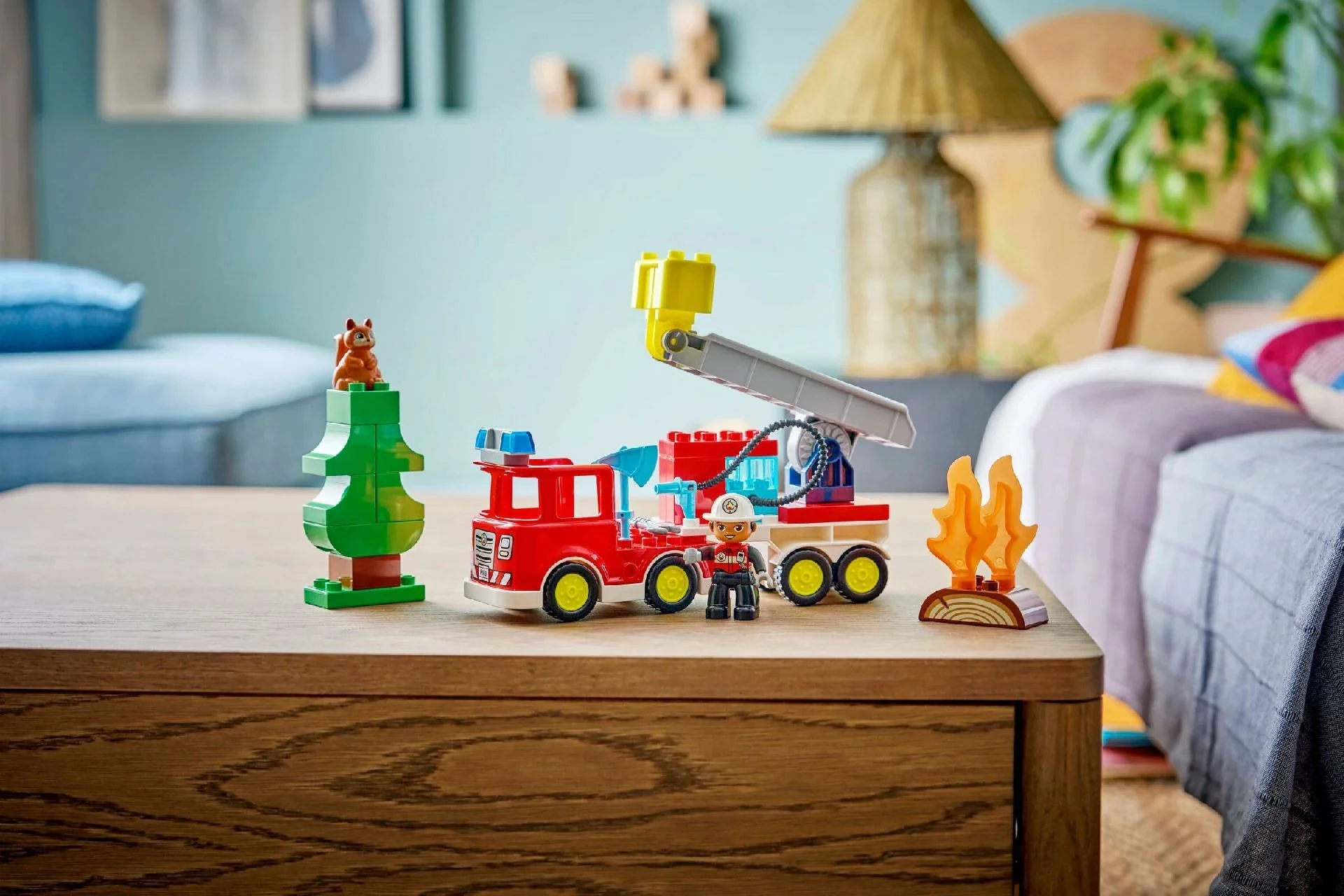 LEGO Duplo Town Fire Truck With Hose And Firefighter 10473 - Image 4