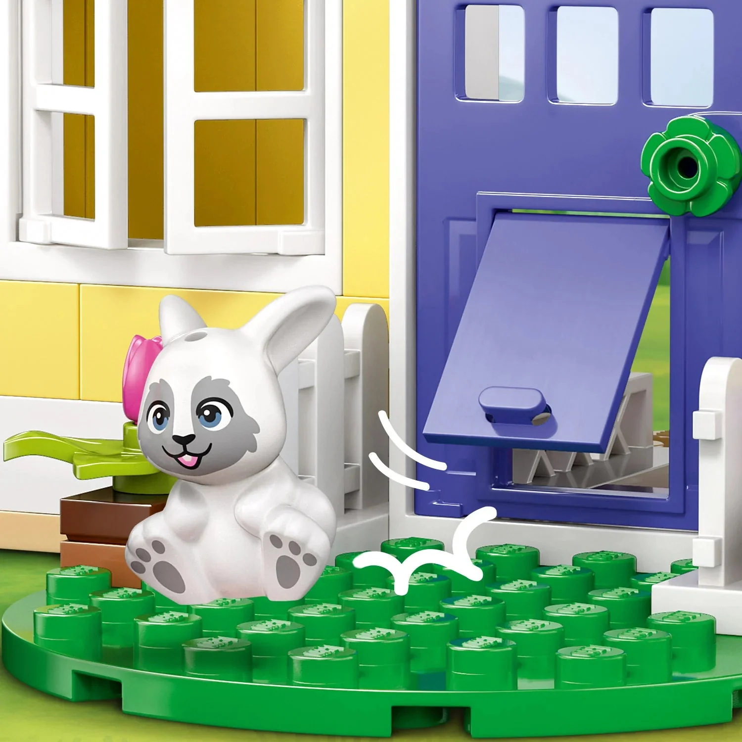 LEGO Friends Heartlake City Bunny Hotel 42679 - Image 6