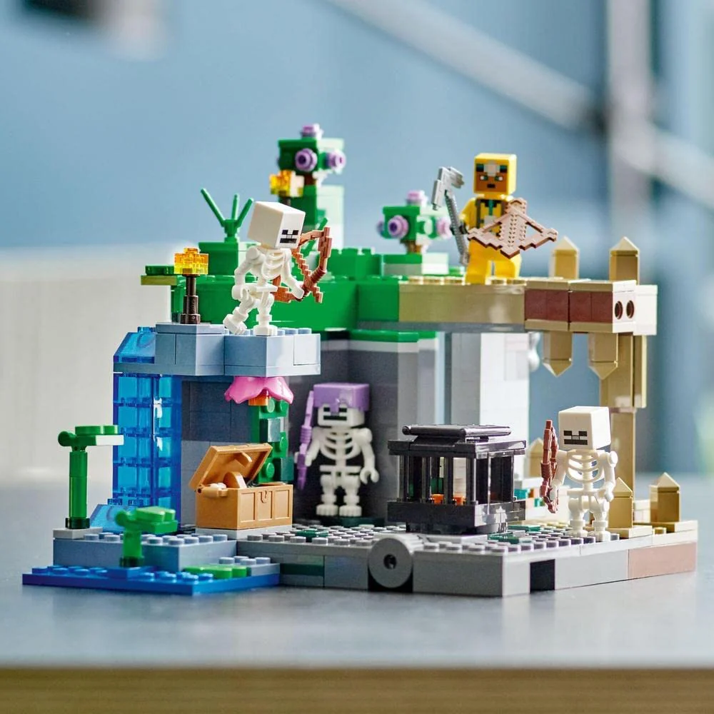 LEGO Minecraft The Skeleton Dungeon 6393759/21189 - Image 4