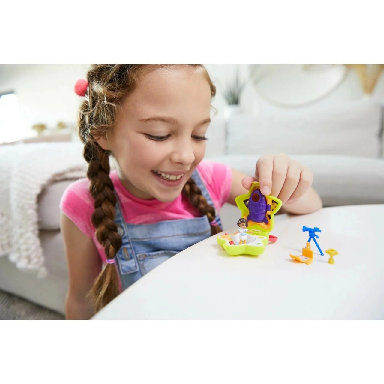 Polly Pocket Tiny Pocket Places Rockin' Science Compact FRY29/GCD62 - Image 4