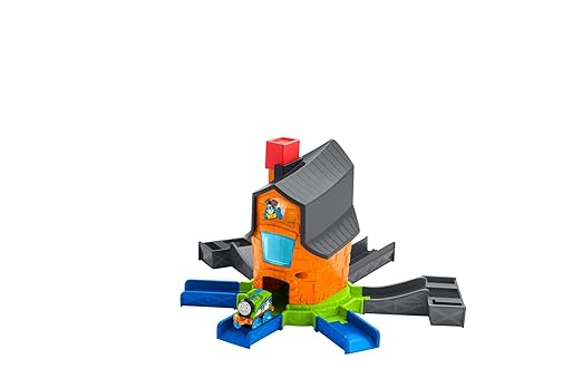 Thomas & Friends Minis Boost N Blast Stunt Set FJP36 - Image 3